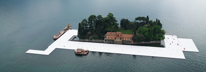 artiste-Christo-projet-îlot-San-Paolo-entouré-plate-formes-flottantes