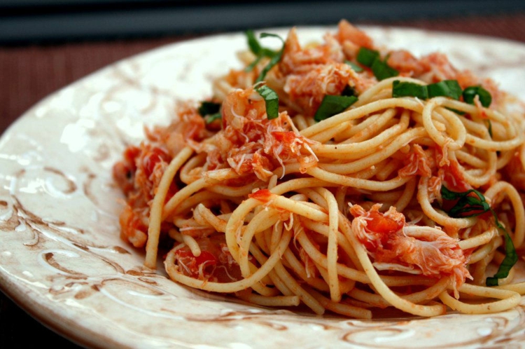 astuces-cuisine-trucs-utiles-sauce-tomate-préparée-avance