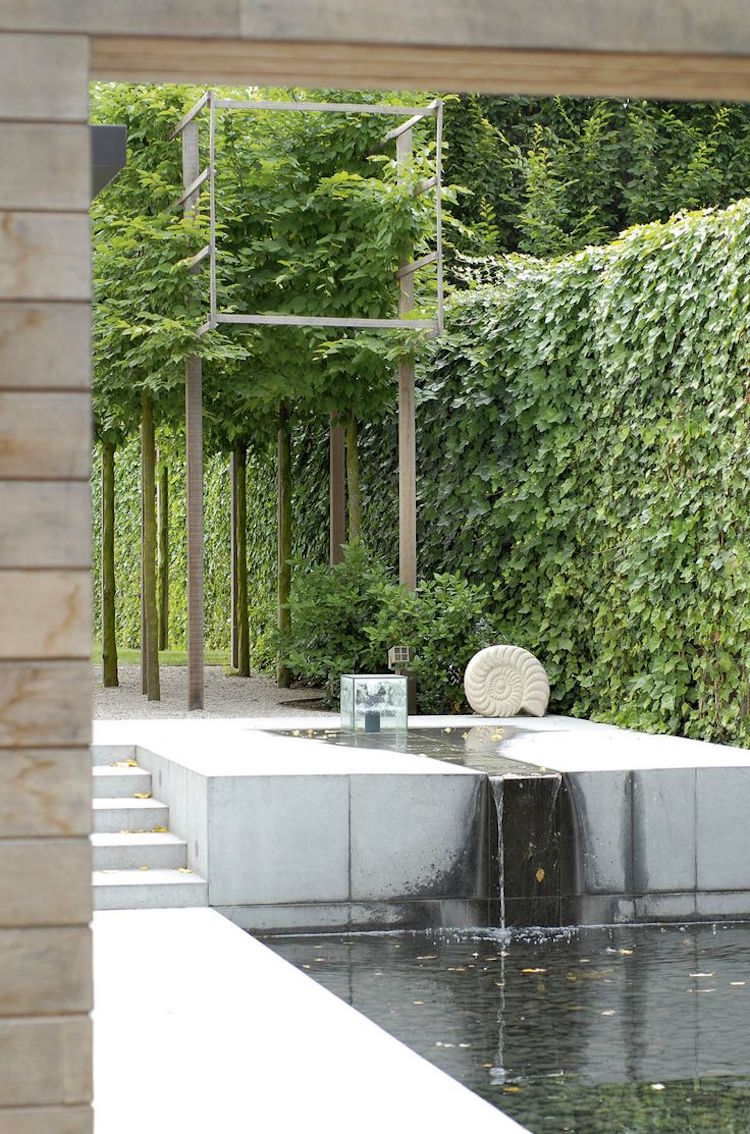 cascade jardin -moderne-bétonèmur-végétalisé