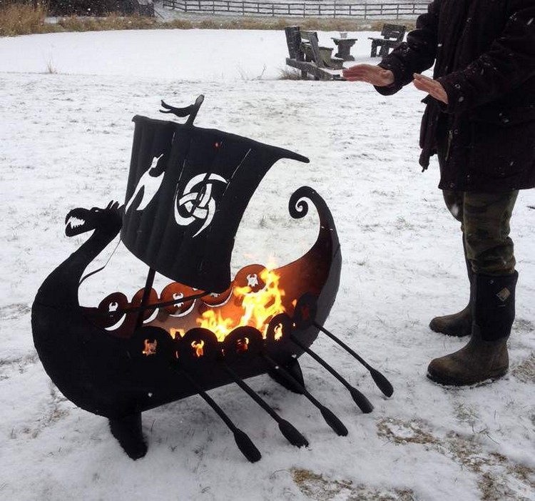 fabriquer-barbecue-original-métal-forme-galère
