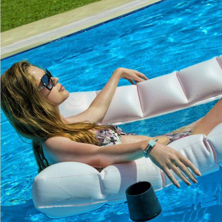 lit gonflable modulable-fauteuil-flottant-piscine-design-Pigro-Felice