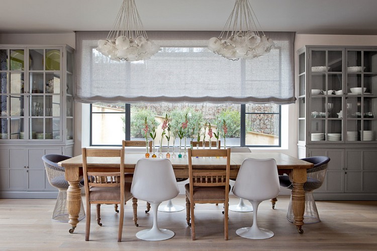 meuble-salle-manger-moderne-éclectique-désassorti-chaises-tulipe