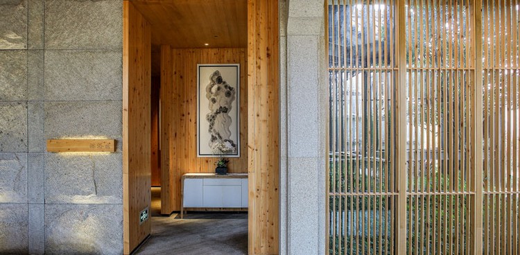 pierre de parement intérieur bardage-bois-spa-luxe