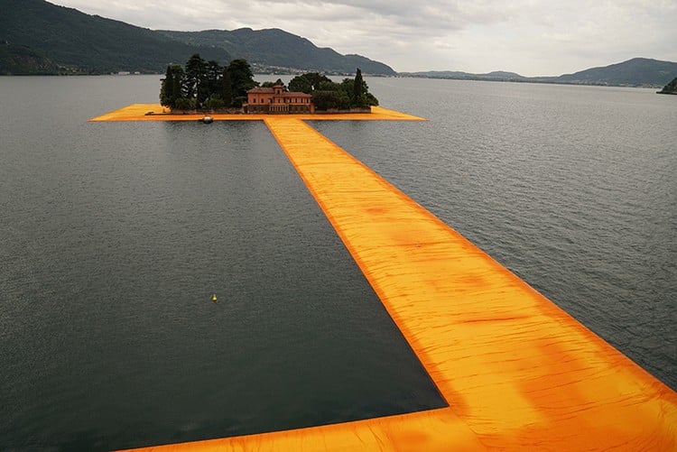 ponton-flottant-passerelle-tissu-orange-projet-original