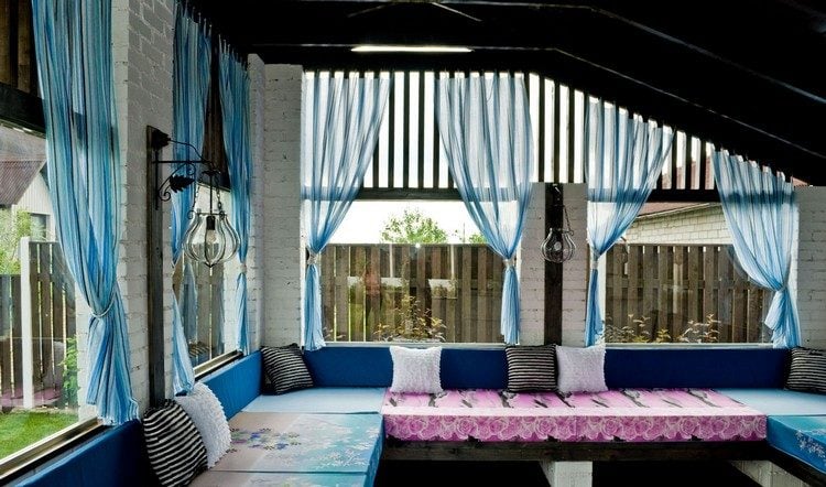 rideau-veranda-voilages-bleu-clair-transparent-