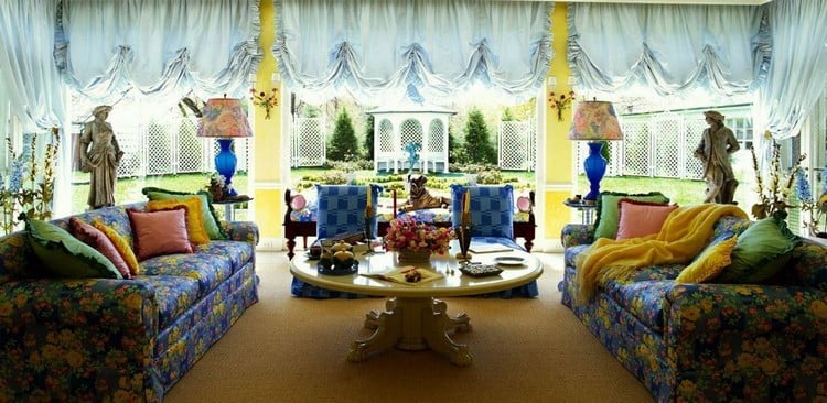 rideau-veranda-voilages-design-meubles-colorés-bleu-jaune