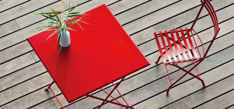table jardin design -carrée-pliante-métal-rouge-flower