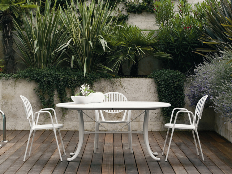 table jardin design -ovale-blanche-olympia-terrasse-bois