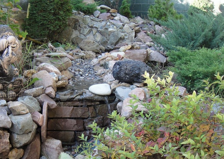 jardin-rocaille-idées-conception-pierre-déco-outdoor