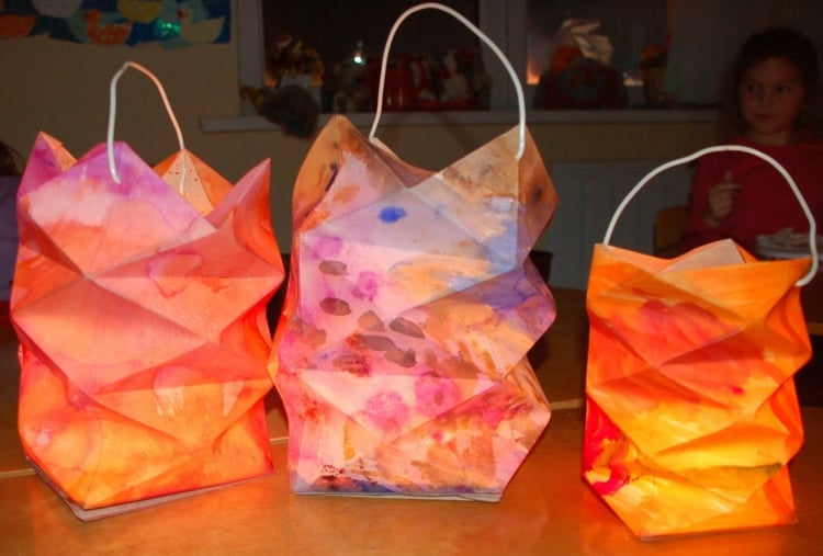 lanterne en papier -automne-faire-soi-même-bricolage-enfants