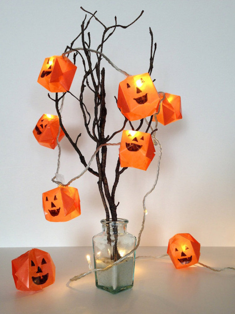 lanterne en papier -citrouilles-origami-papier-orange-idée-déco-halloween