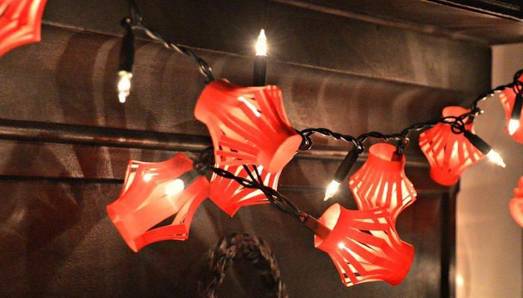 lanterne en papier -déco-guirlande-lumineuse-bricolage-automne