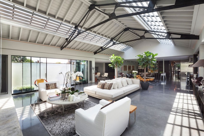 loft-industriel-Londres-meubles-blancs-sol-béton-ciré-Gumuchdjian-Architects