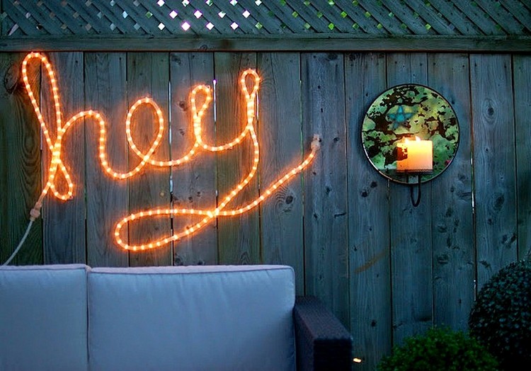 DIY: Créer une lettre lumineuse et décorative style néon vintage -  Paperblog