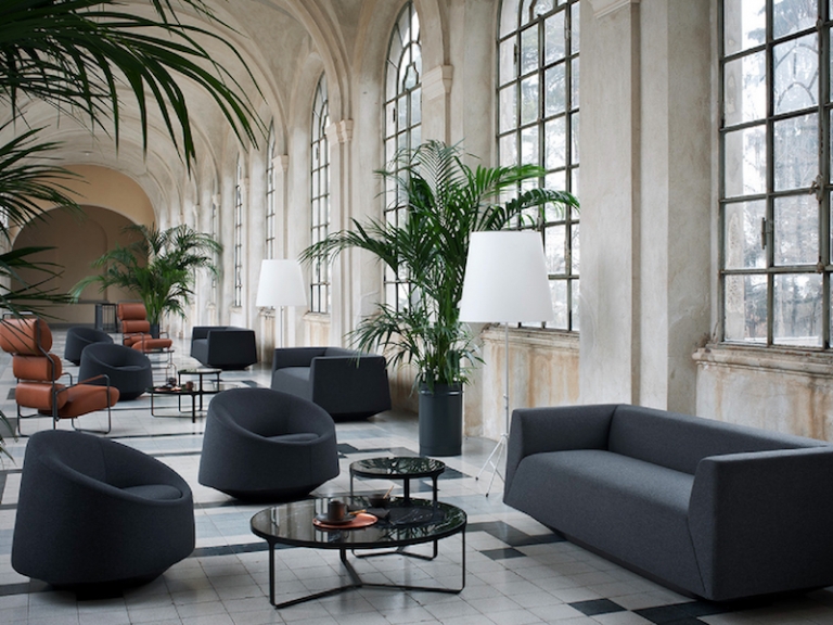 canapé confortable de design-minimaliste-épuré-Crystal-Tacchini-Italia-Forniture