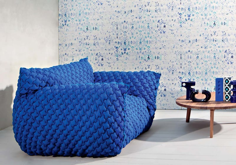 canapé-confortable-housse-amovible-couleur-bleu-roi-Nuvola-Gervasoni-Paola-Navone