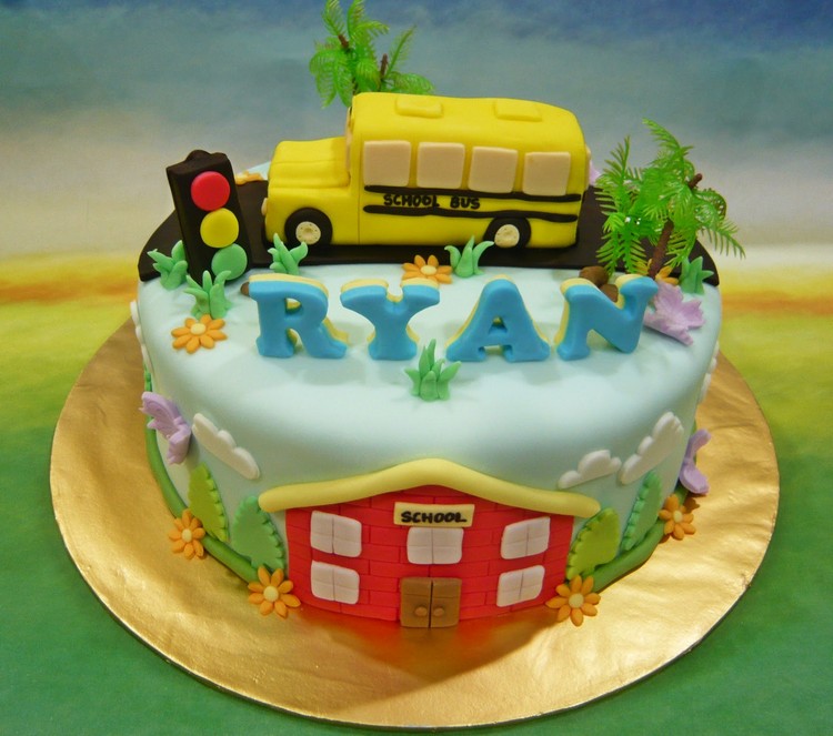 Decoration Gateau Pour Feter La Rentree Et Emerveiller Les Enfants 15 Idees