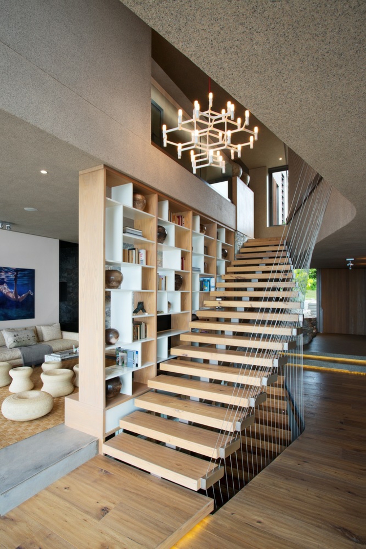 designer-moebel-treppe-holz-stufen-indirekte-beleuchtung-originell-gelaender