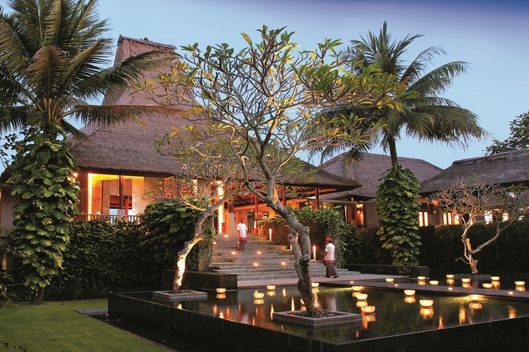 jardin-tropical-spa-luxe-bali-resort-hôtel-palmiers