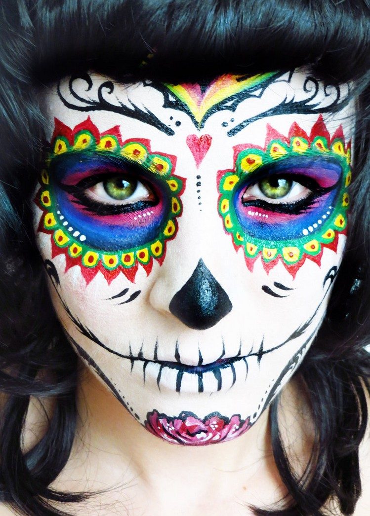 maquillage-halloween-femme-2016-tête-mort-mexicaine-multicolore