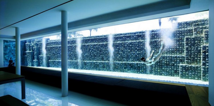 piscine-moderne-design-cool-singapore-transparent-côtés