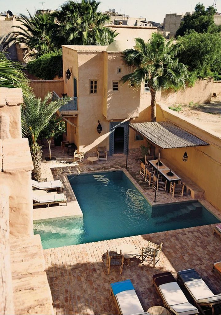 piscine pour petit jardin