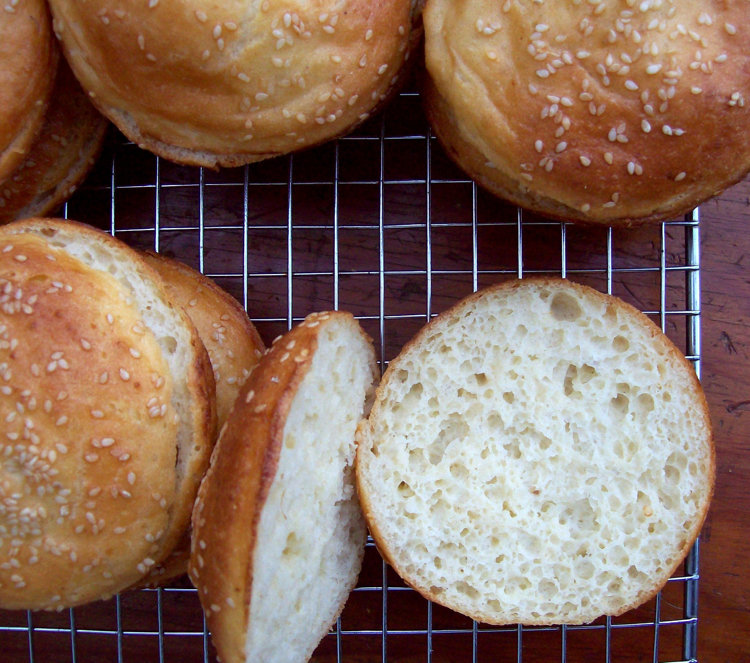 recette-hamburger-maison-comment-préparer-cuire-petits-pains