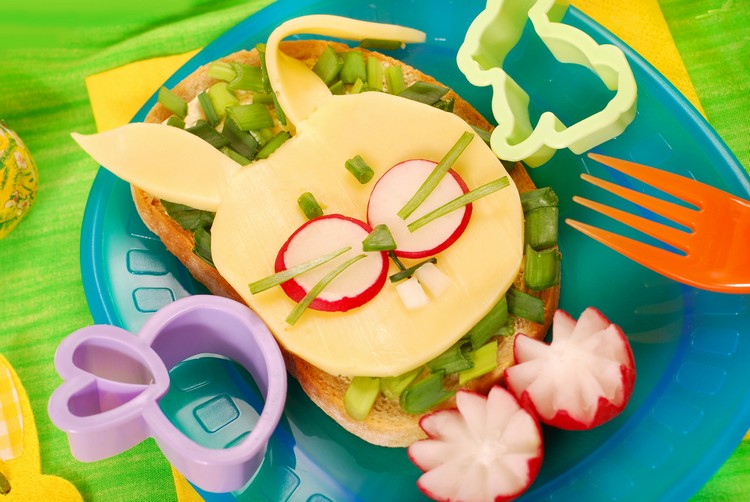 recette-sandwich-anniversaire-enfant-lapin-tranches-fromage