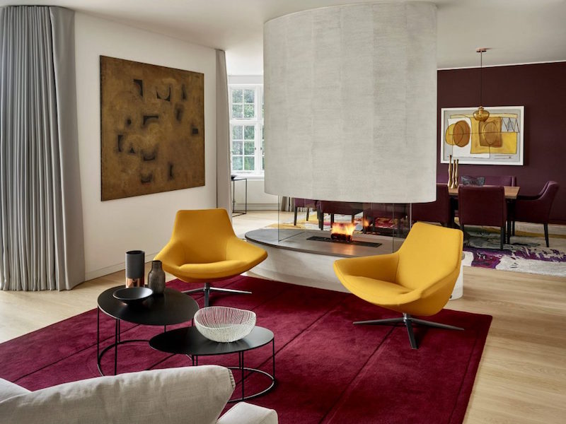 salon-contemporain-fauteuils-design-Metropolitan-ocre-Hampstead-Londres
