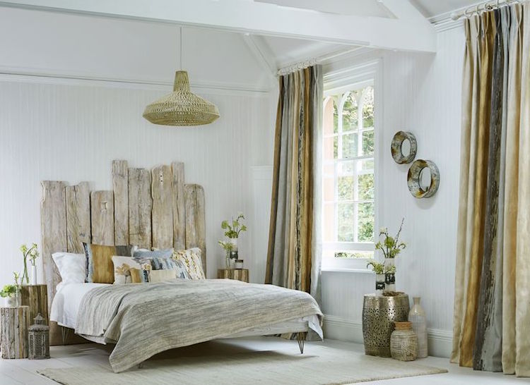 Good Idee Deco Chambre Adulte #3: Tete-de-lit-bois-flotté-planches-bois-flotté-table-appoint-laiton-rideaux-chambre.jpg Good Idee Deco Chambre Adulte #3: Tete-de-lit-bois-flotté-planches-bois-flotté-table-appoint-laiton-rideaux-chambre.jpg