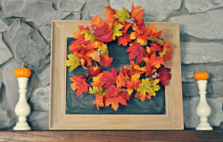 cadre photo a faire soi-meme -cadre-bois-couronne-feuilles-automne-décoratives