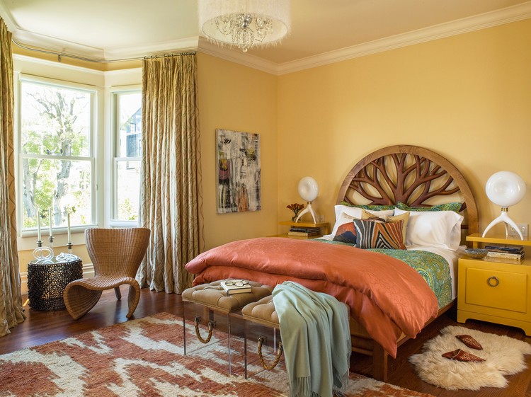chambre-cocooning-peinture-jaune-tapis-motifs