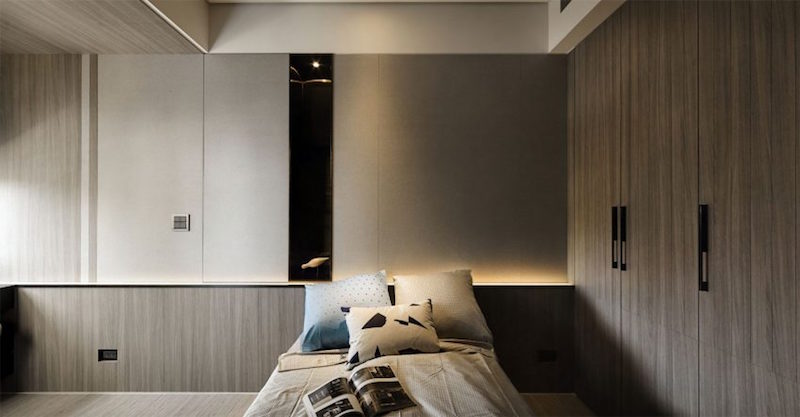 chambre-coucher-reve%cc%82tement-meubles-bois-rubans-lumineux