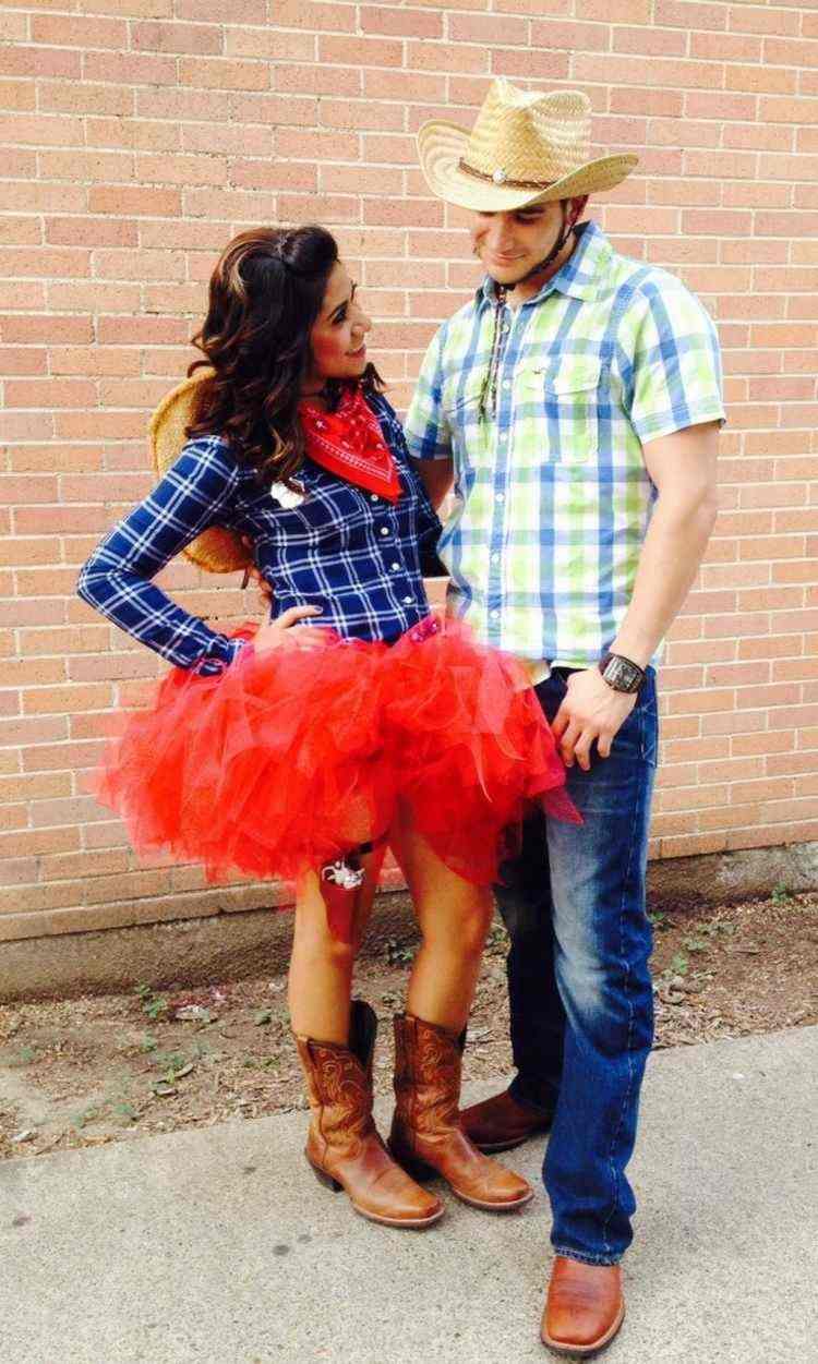 déguisement-cowgirl-chemisier-tutu-rouge