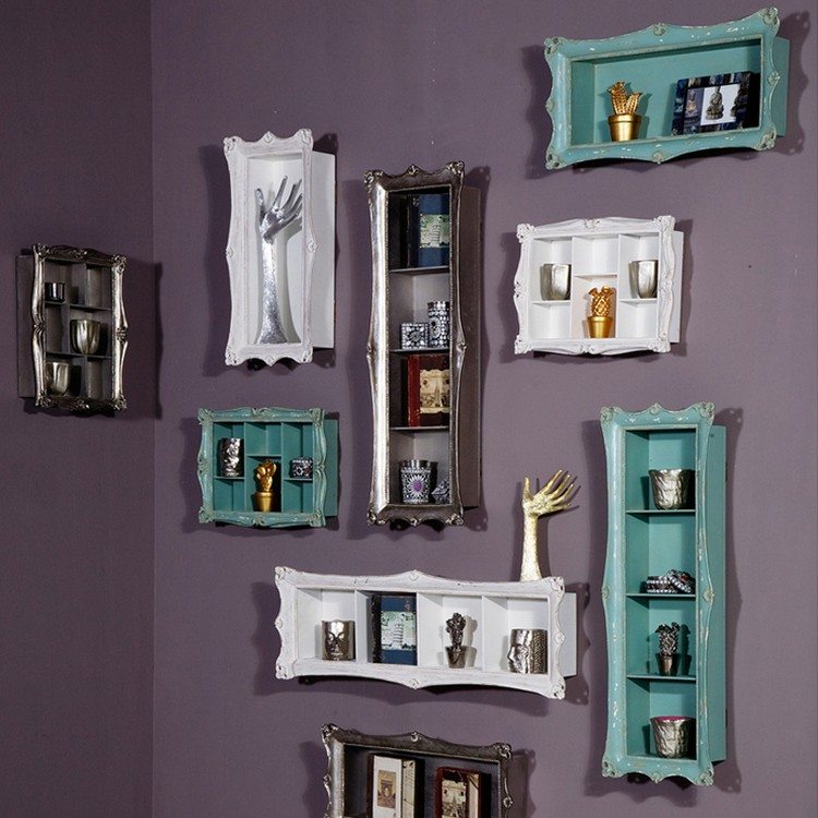 étagères-murales-cadres-tableaux-blanc-turquoise-argent-style-shabby