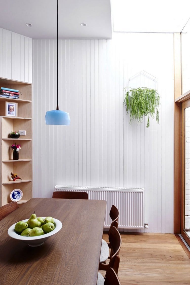 meubles-bois-parement-mural-blanc-neige-suspension-plante