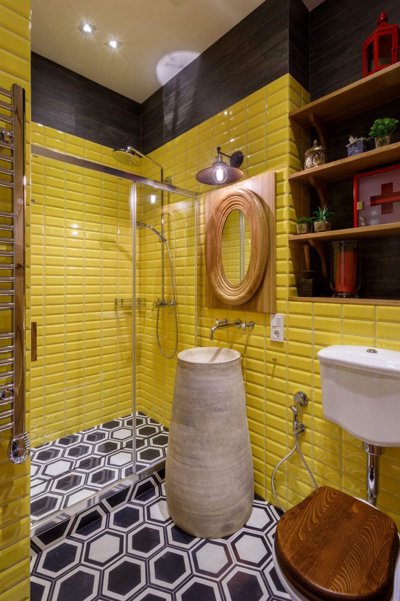 reve%cc%82tement-mural-carrelage-jaune-sol-noir-blanc-salle-bain-wc