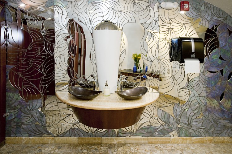 salle-bain-mosaïque-murale-lemaire-maude-lavabo