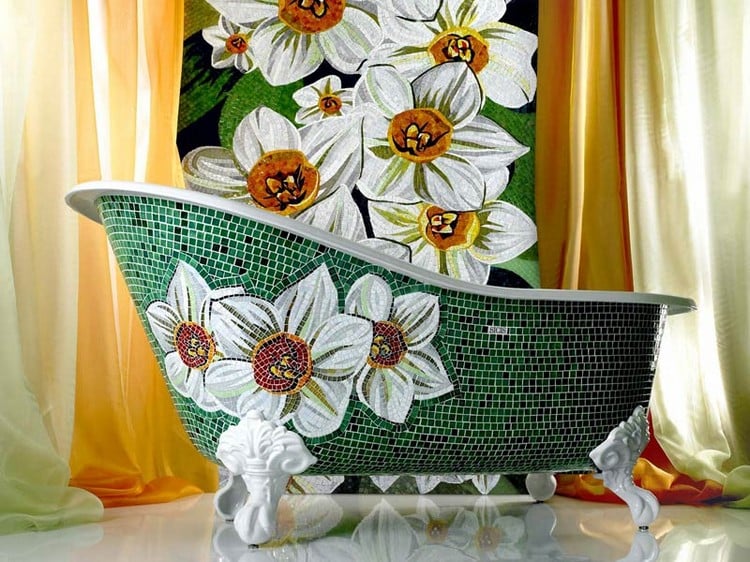 salle-bain-mosaique-sicis-tablier-baignoire-vert-motifs-fleurs
