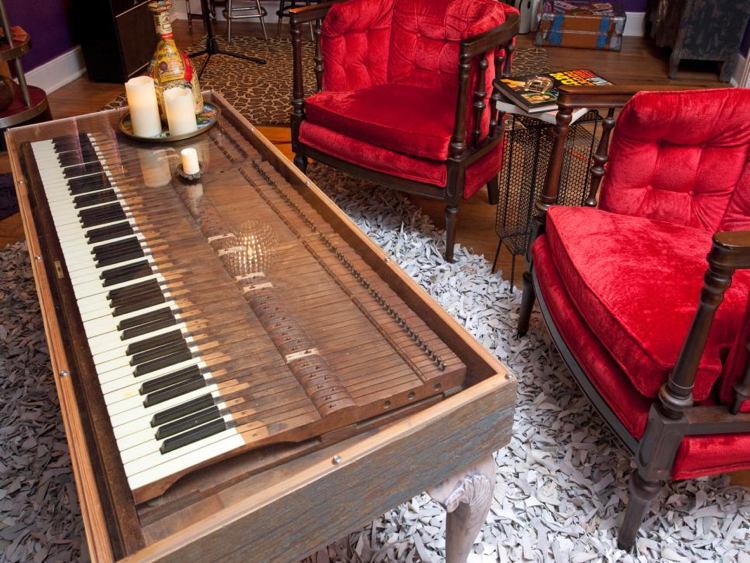 table-ancienne-clavier-piano du marché aux puces table-originale