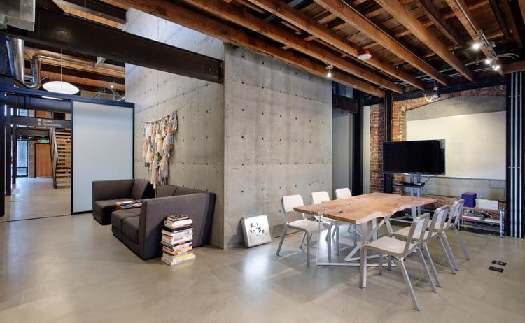 beton-cire-sol-ambiance-loft-meubles-bois-plafond-suspendu