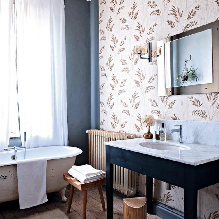 decoration-champetre-ambiance-vintage-retro-papier-peint-floraux-mobilier