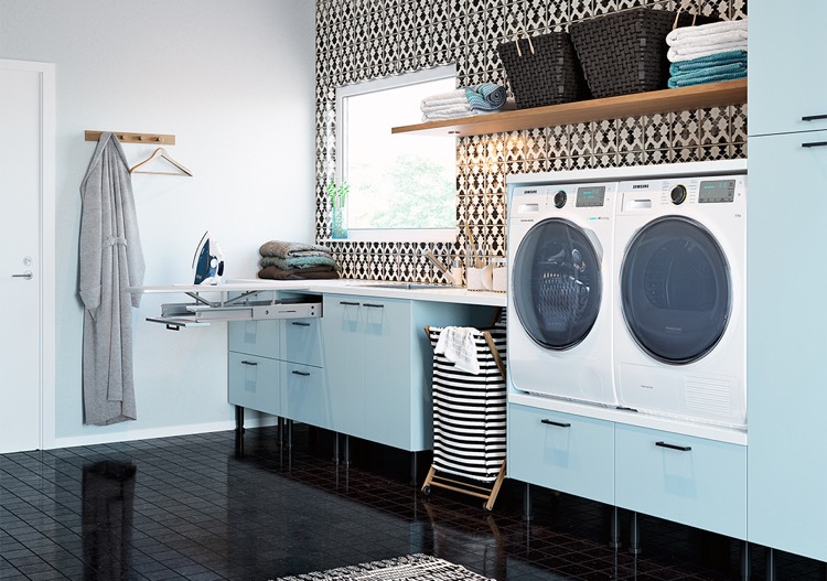 meuble-pour-machine-a-laver-bleu-pastel-moderne-armoires-tiroirs-carrelage-noir-blanc