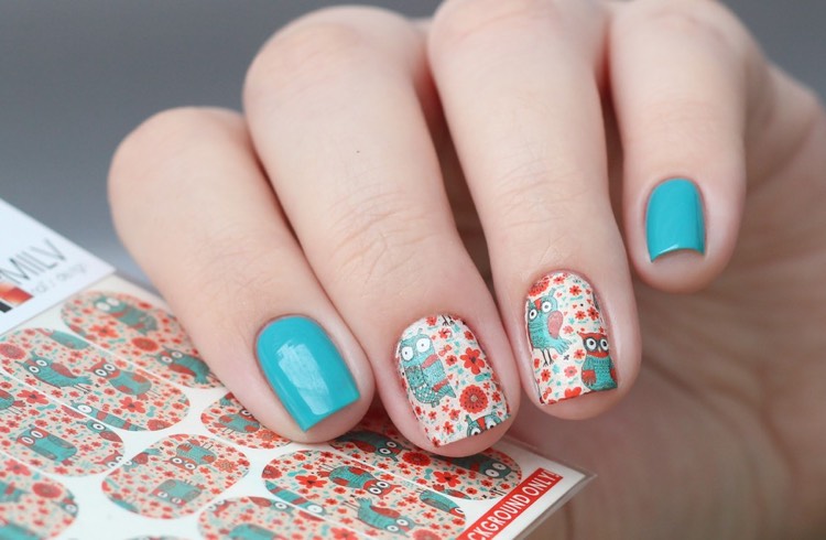 decoration-ongles-water-decals-hiboux-vernis-turquoise