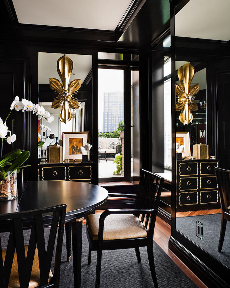 decoration-noir-or-salle-manger-elegante-style-classique
