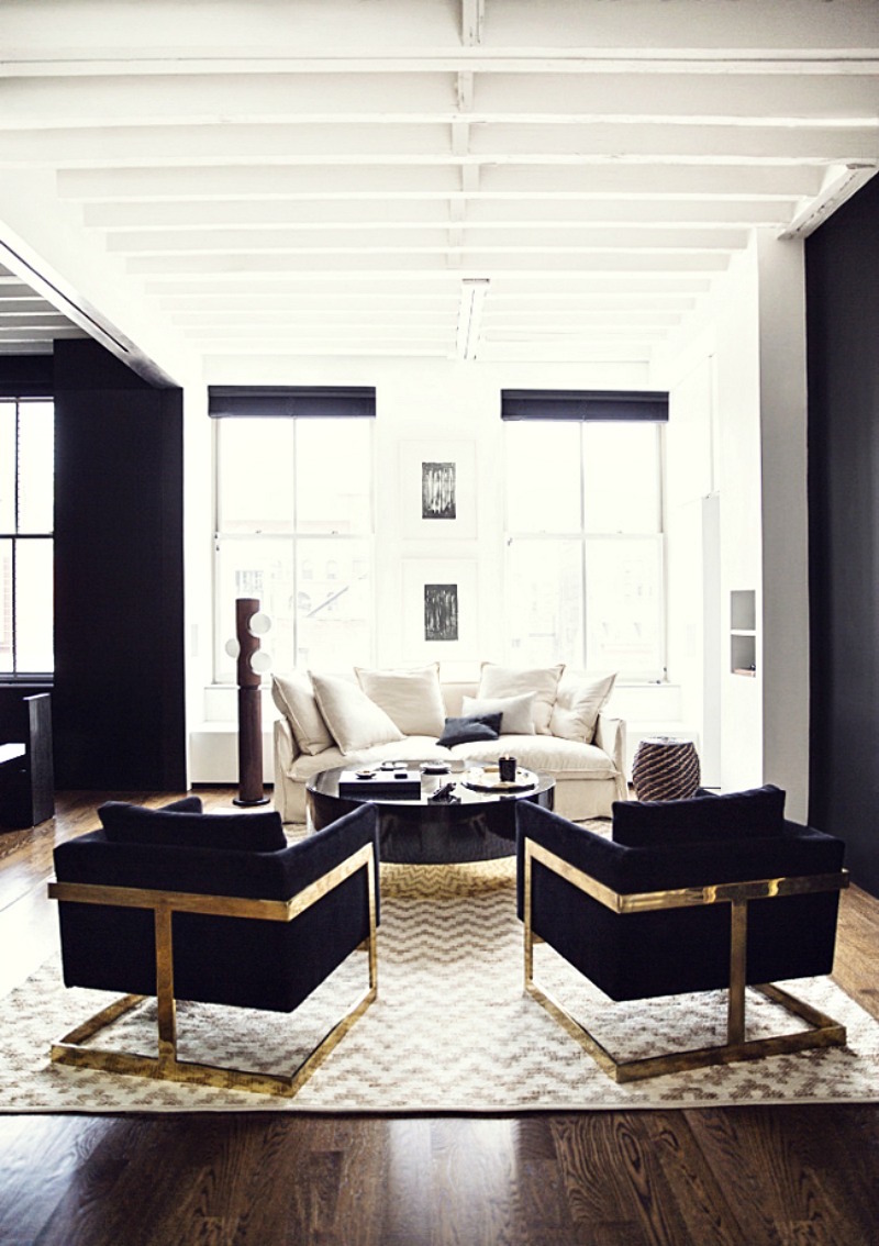 decoration-noir-or-salon-fauteuils-club-cubiques-touches-art-deco