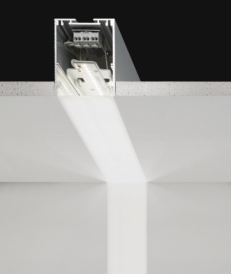 gros-plan-structure du profilé LED encastrable-nolita-trim-panzeri