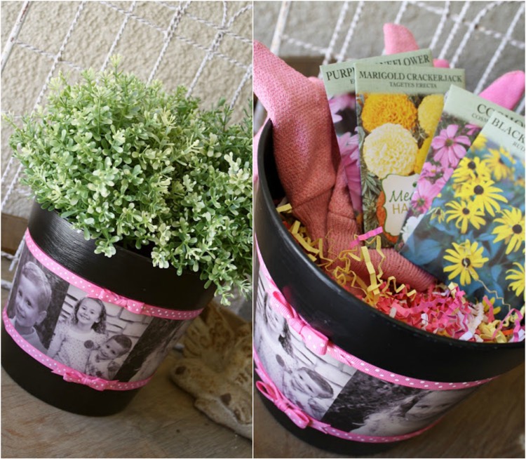 idee-cadeau-fete-des-grand-mere-pot-fleurs-pele-mele-photos-noir-blanc-rubans-roses