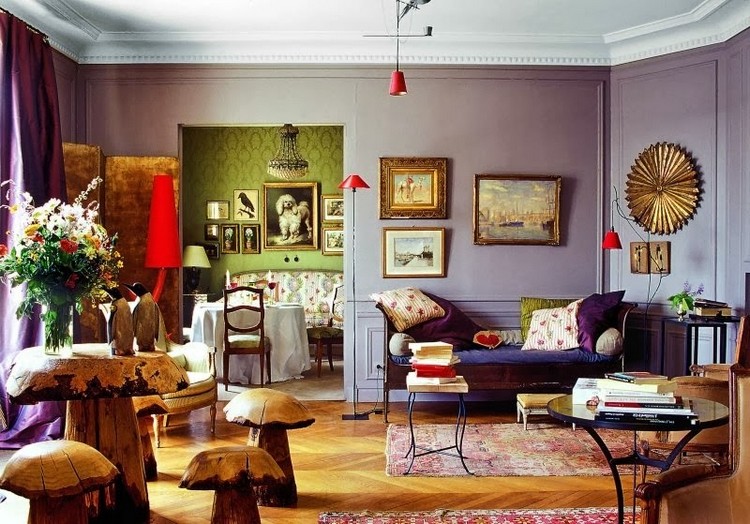 idee-deco-salon-peinture-grise-canape-meubles-bois-tapis-ethniques