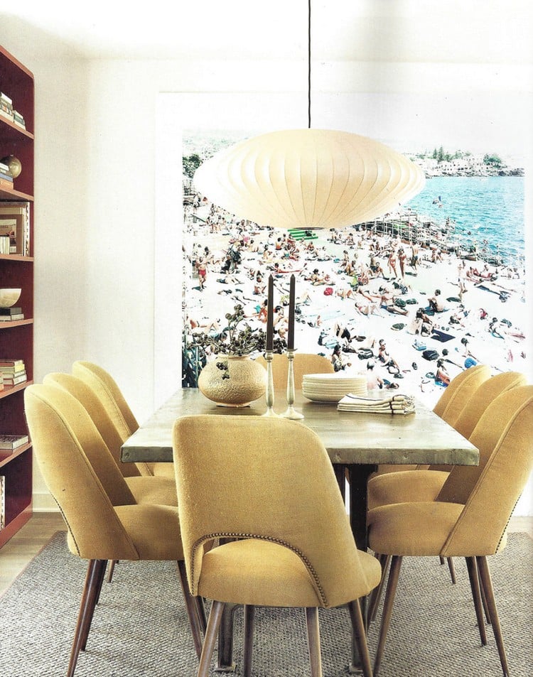 tableau-abstrait-moderne-retro-salle-manger-chaises-velours